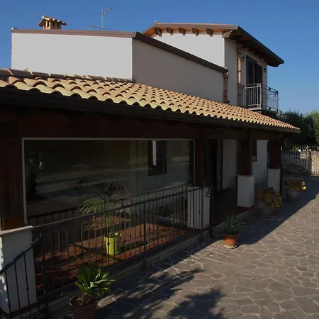 Casa Borgo Parrini Дом отдыха Партинико