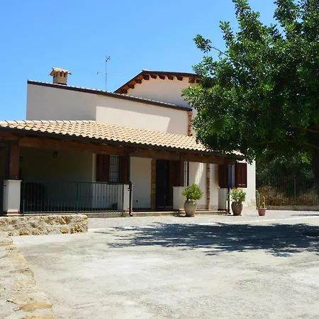 Casa Borgo Parrini Feriehus Partinico
